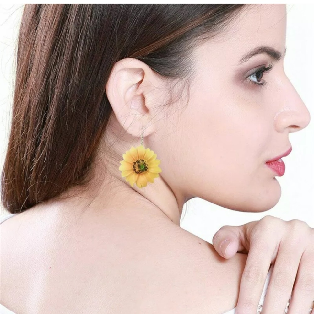 Fashion Cute Acrylic Sunflower Plant Earrings - Picture 5 of 7